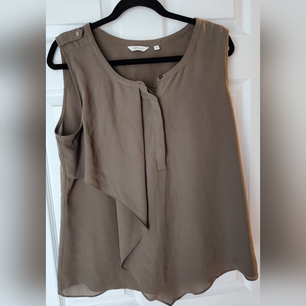 Reitmans Olive Green Sleeveless Blouse, L